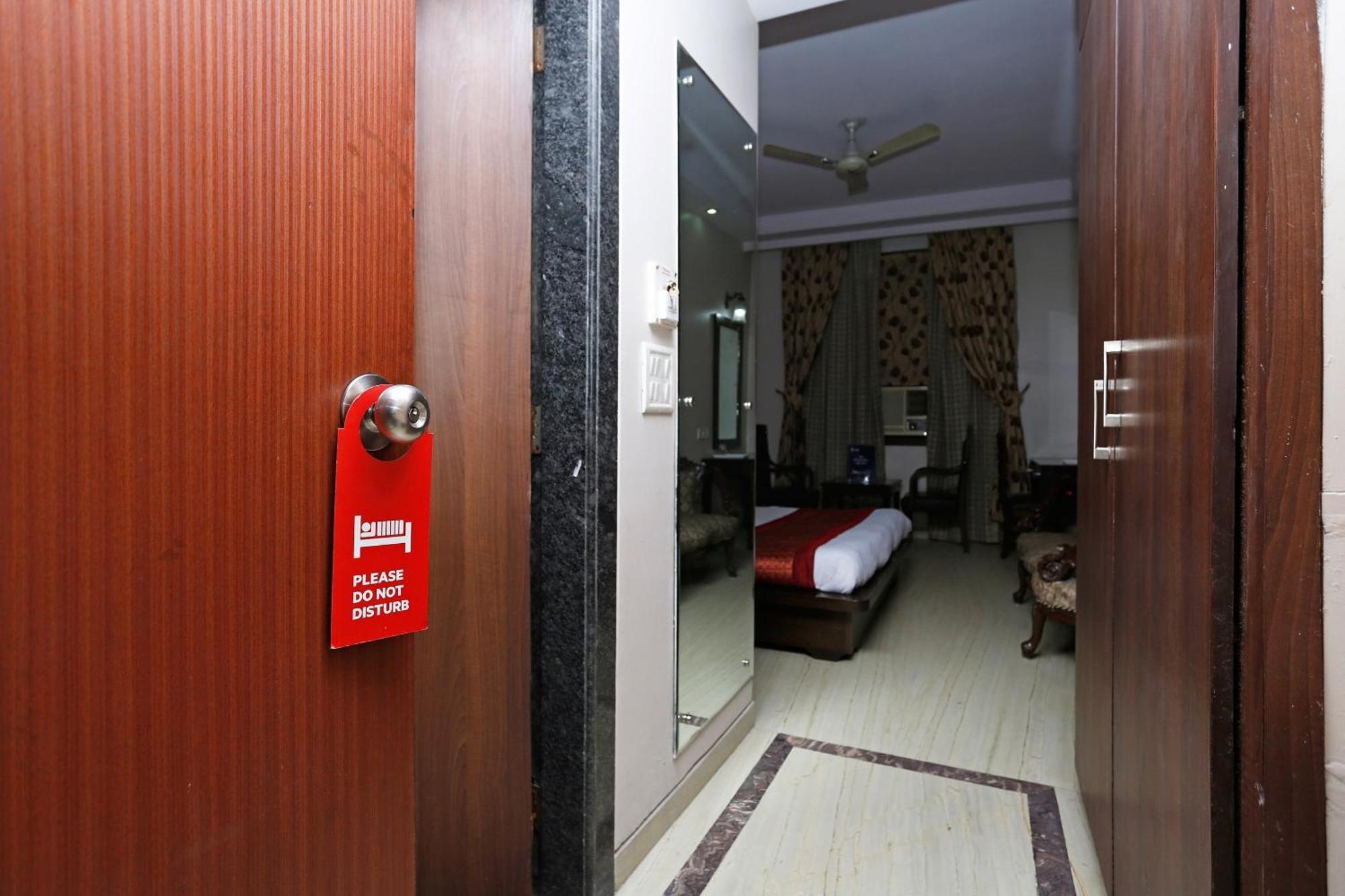 Hotel O Mid Town Delhi  Eksteriør bilde